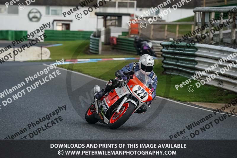 enduro digital images;event digital images;eventdigitalimages;mallory park;mallory park photographs;mallory park trackday;mallory park trackday photographs;no limits trackdays;peter wileman photography;racing digital images;trackday digital images;trackday photos